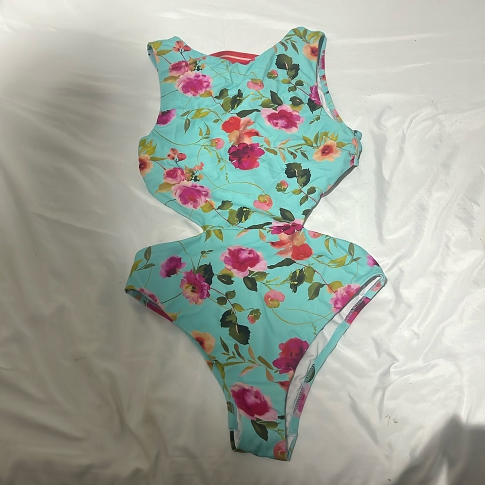Gorgeous ladies bathing suit
